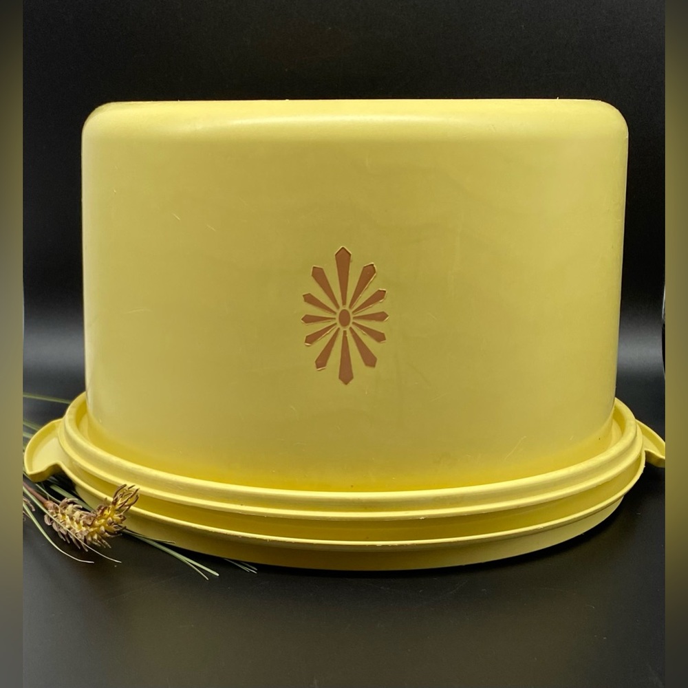 Tupperware Cake Carrier Transporter Harvest Gold Starburst Daisy Vintage #683